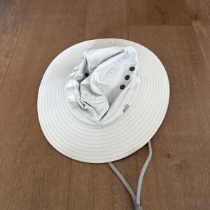 REI Co-Op Nylon Bucket Outdoors Adventure Hat S/M Beige Lightweight Used